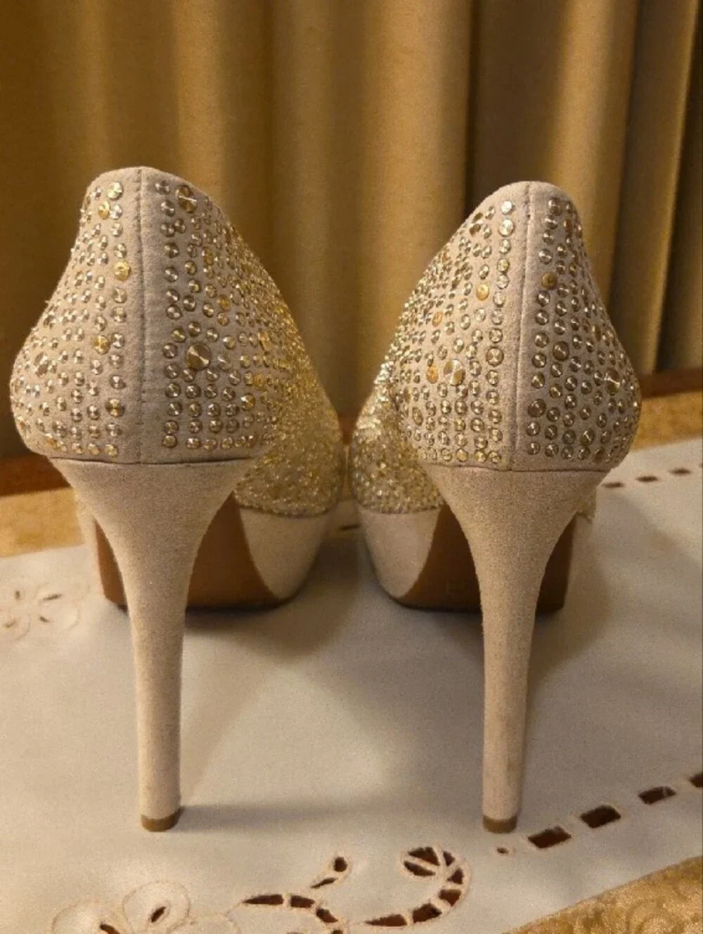 GIANNI BINI Elegant GOLD Disk-Embellished Nude Platform Pumps - Women